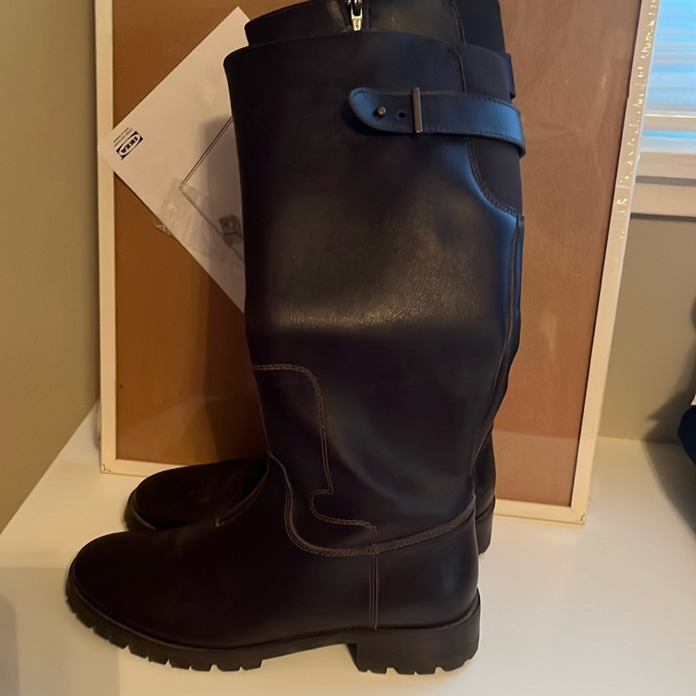 Will’s Vegan Store tall boots